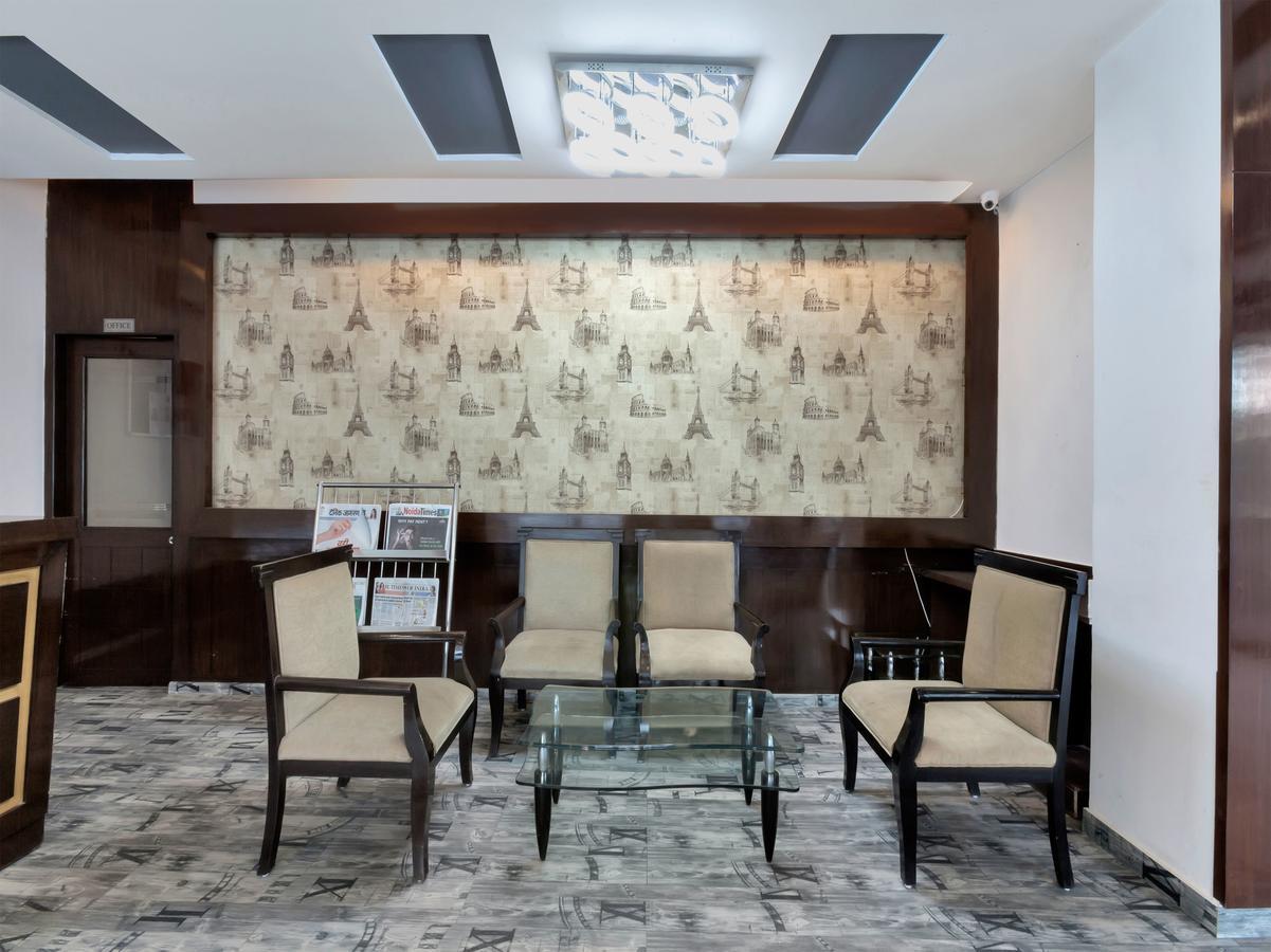 Oyo 9841 The Vivir 1 Hotel Noida Luaran gambar