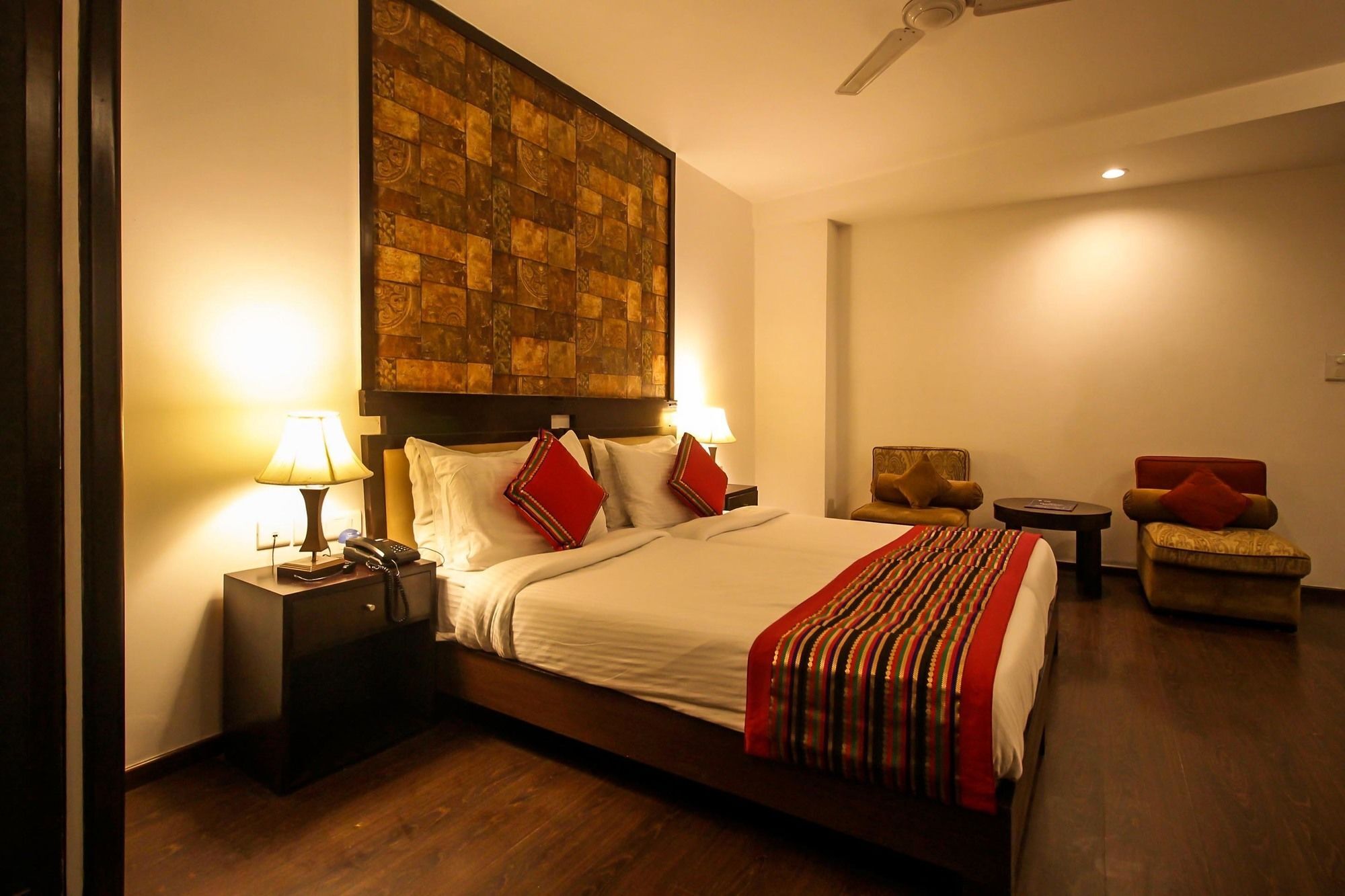 Oyo 9841 The Vivir 1 Hotel Noida Luaran gambar